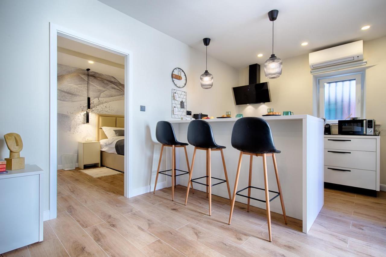 Apartment Kirinkin Vis Ngoại thất bức ảnh